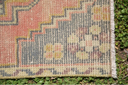 Unique Turkish Vintage Small Area Rug Doormat For Home Decor 2'11,4" X 1'6,1"