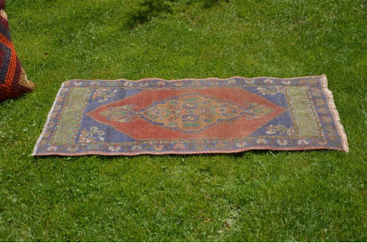 Unique Turkish Vintage Small Area Rug Doormat For Home Decor 3'4,2" X 1'9,3"