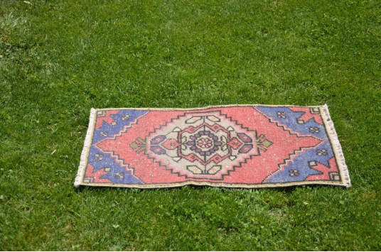 Unique Turkish Vintage Small Area Rug Doormat For Home Decor 2'9,1" X 1'6,1"