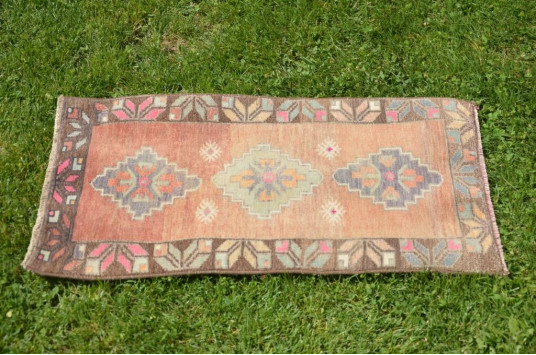 Natural Turkish Vintage Small Area Rug Doormat For Home Decor 2'5,9" X 1'4,5"