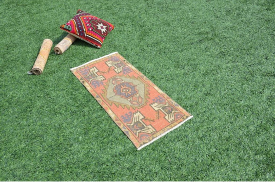 Turkish Handmade Vintage Small Area Rug Doormat For Home Decor 3'2,2" X 1'5,3"