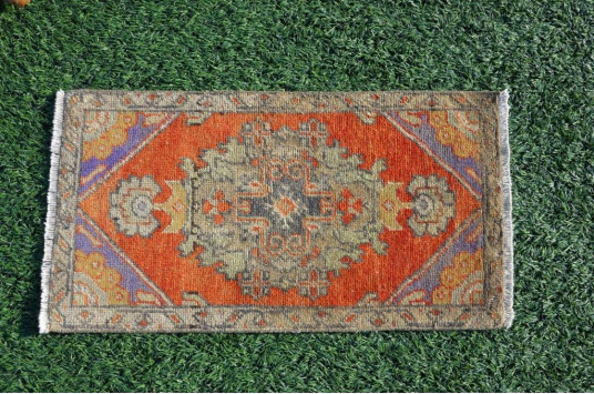 Unique Turkish Vintage Small Area Rug Doormat For Home Decor 2'11,4" X 1'6,9"