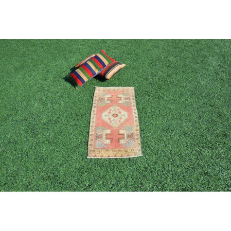 Vintage Handmade Turkish Small Area Rug Doormat For Home Decor 3'6,1" X 1'6,5"