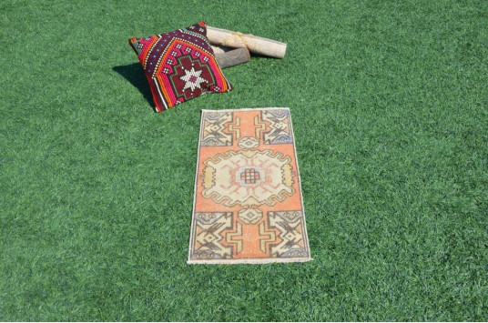Turkish Handmade Vintage Small Area Rug Doormat For Home Decor 2'10,3" X 1'4,1"