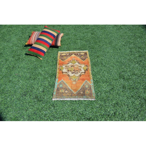 Vintage Handmade Turkish Small Area Rug Doormat For Home Decor 3'2,6" X 1'7,7"