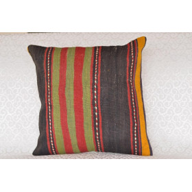 16 X 16 Handmade Decorative  Pillow 1'3,7" X 1'3,7"